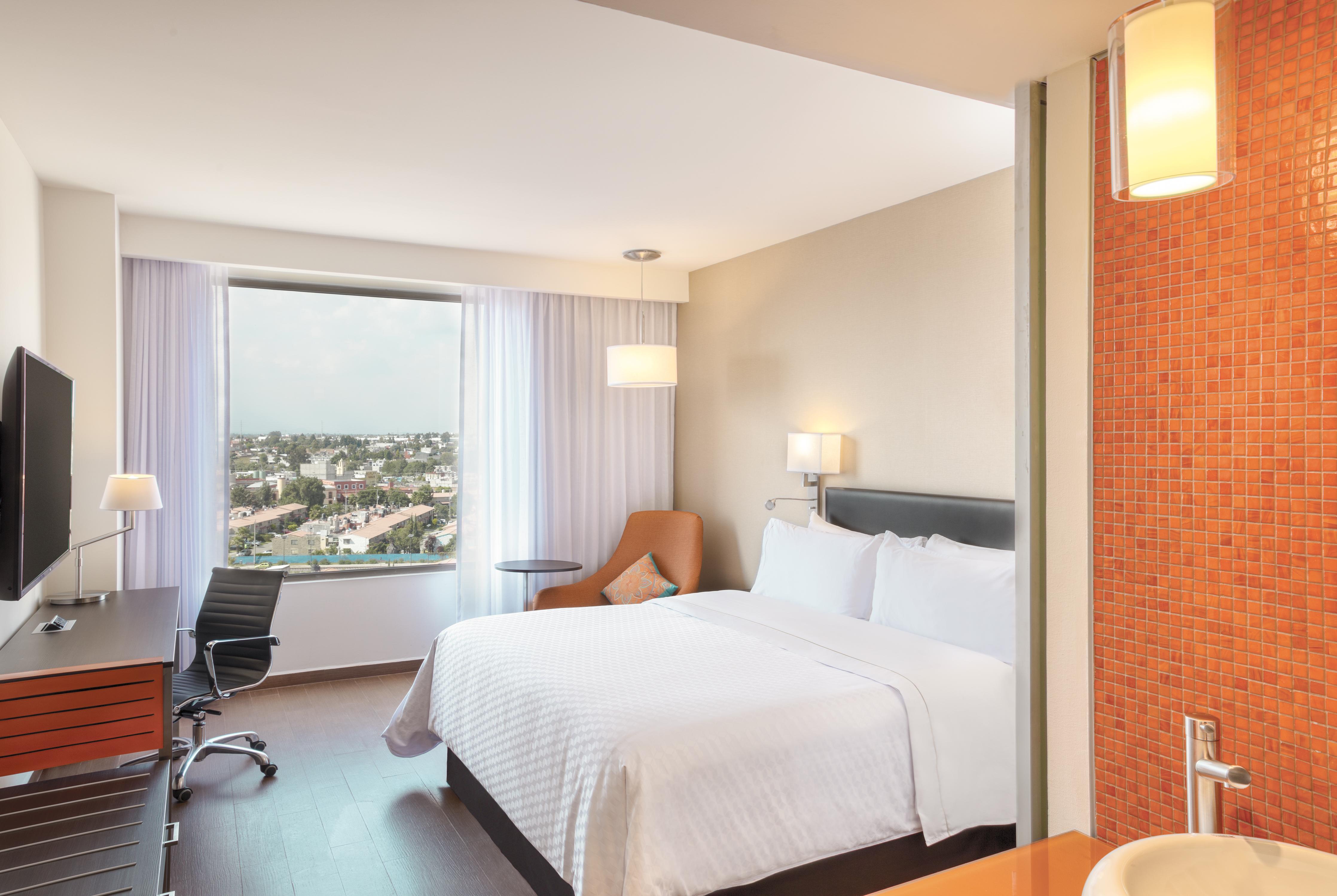Fiesta Inn Express Puebla Explanada Екстер'єр фото