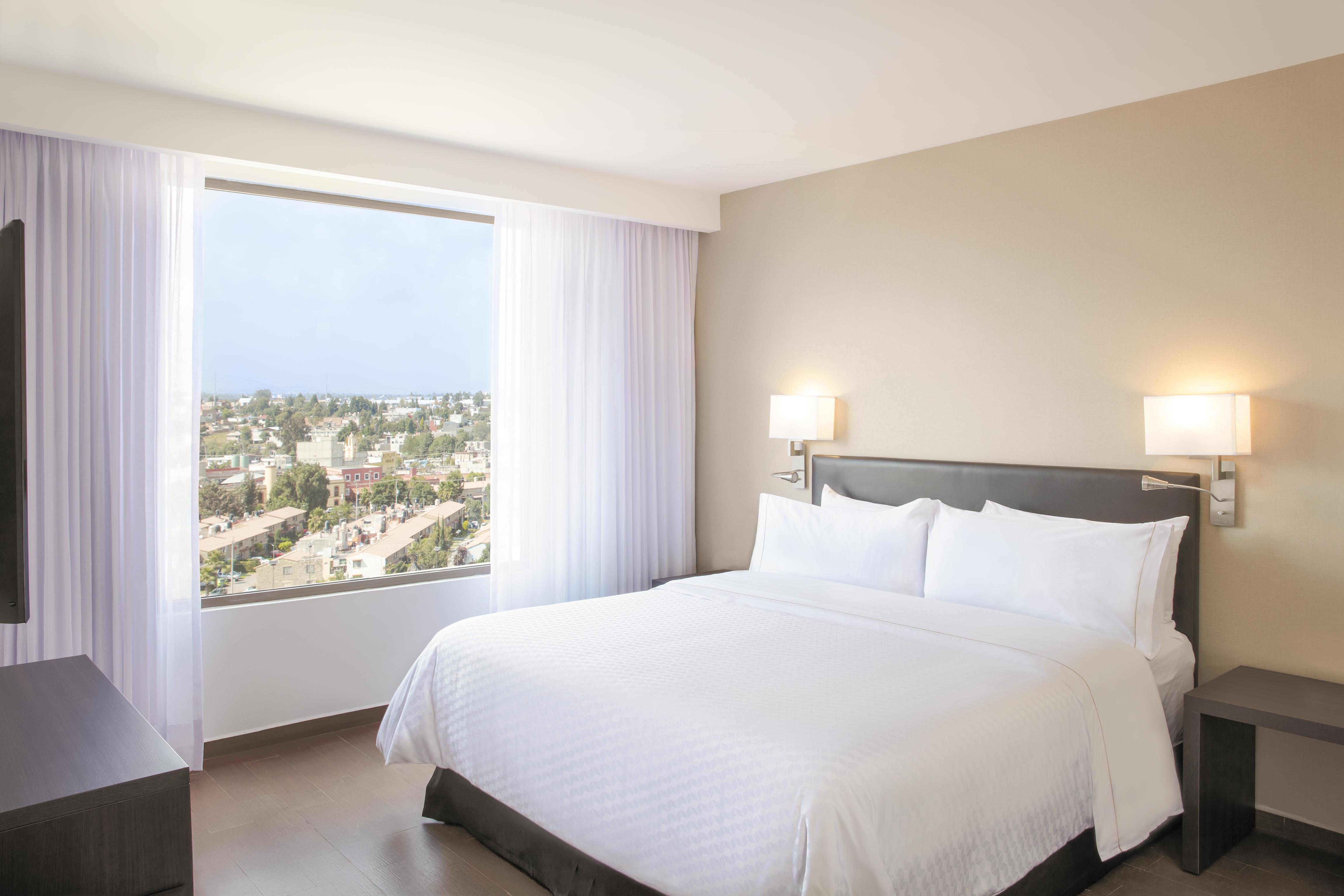 Fiesta Inn Express Puebla Explanada Екстер'єр фото