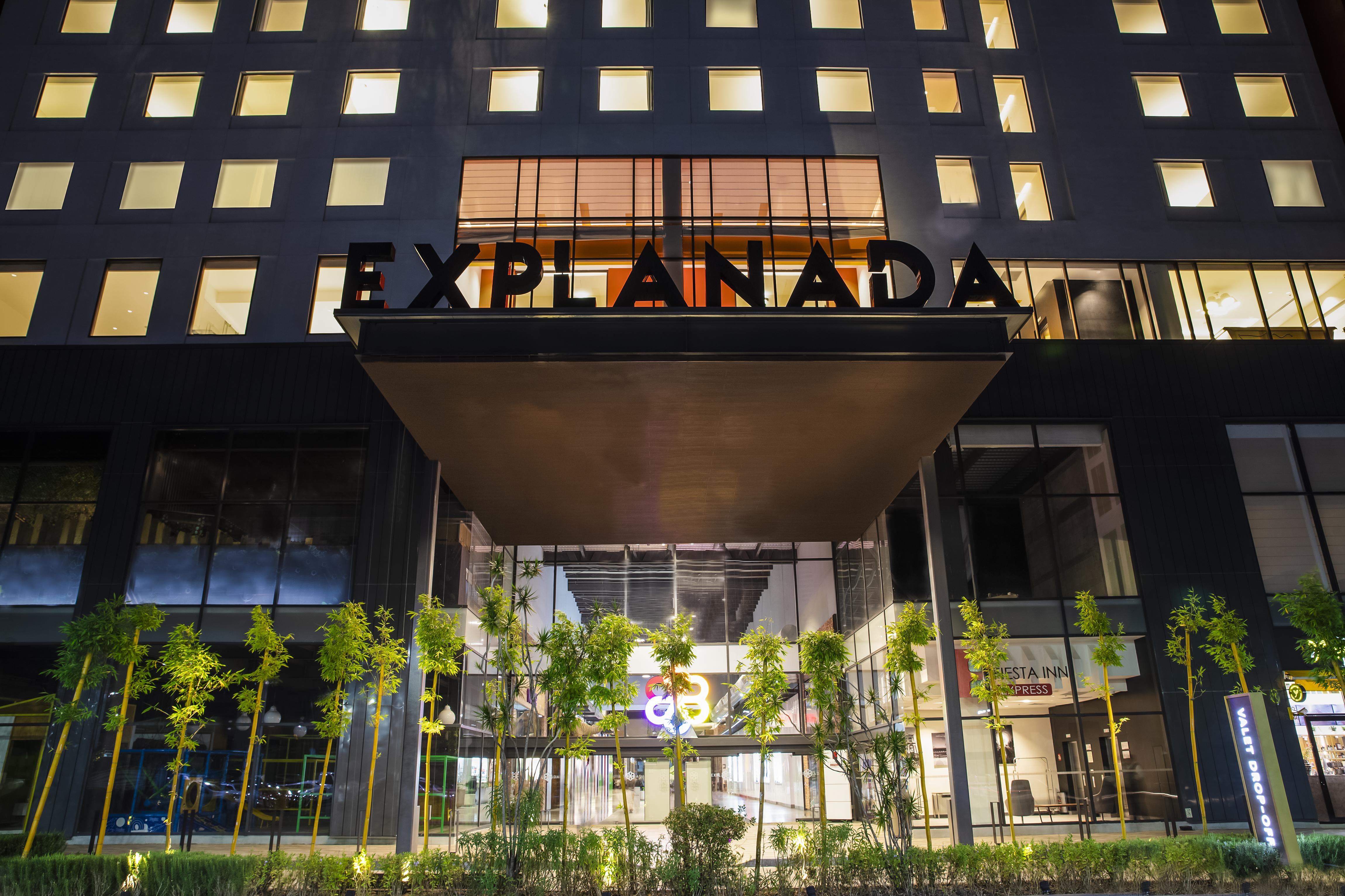 Fiesta Inn Express Puebla Explanada Екстер'єр фото
