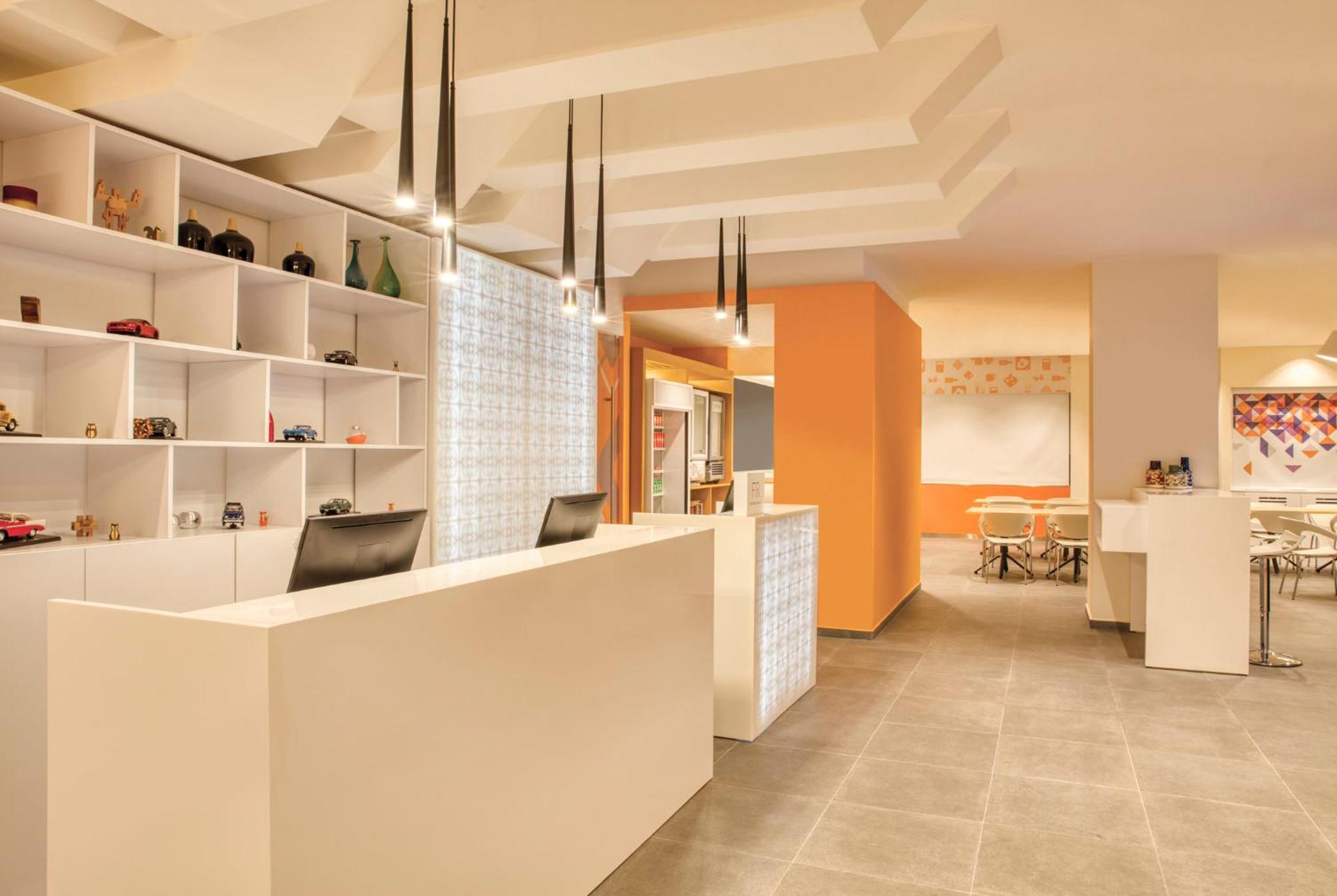 Fiesta Inn Express Puebla Explanada Екстер'єр фото