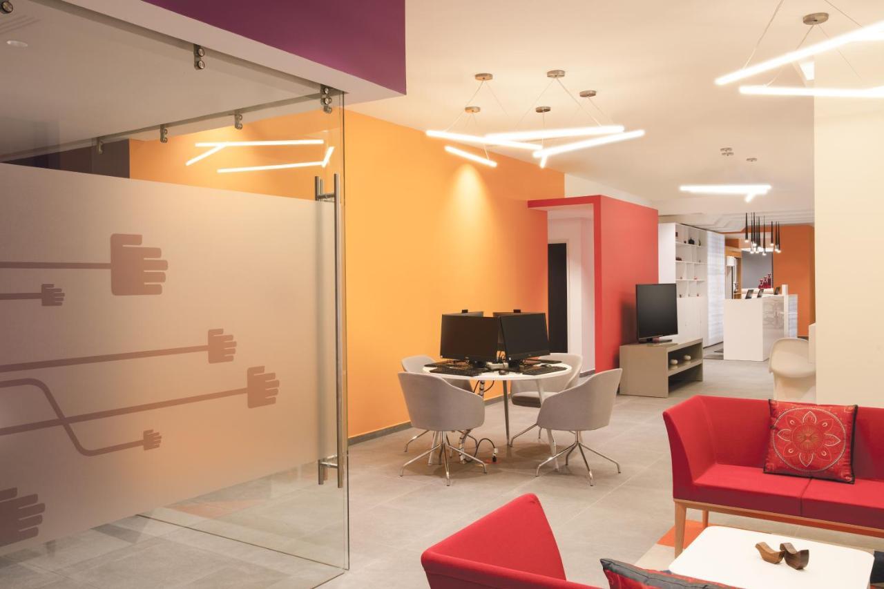 Fiesta Inn Express Puebla Explanada Екстер'єр фото